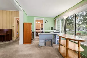 527 N Monroe St, Lowell, MI 49331 - Photo 6