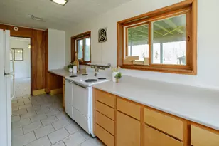 117 4th St, Plainwell, MI 49080 - Photo 32