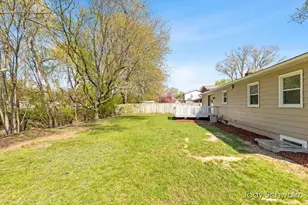 279 Andover St SE, Kentwood, MI 49548 - Photo 36