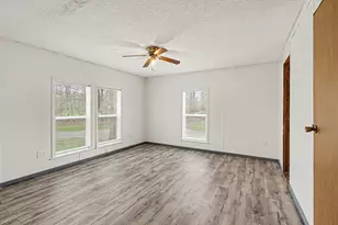 2418 Lincoln Rd, Allegan, MI 49010 - Photo 18