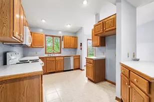 170 4th St, Plainwell, MI 49080 - Photo 8