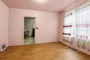 64071 M-40, Lawton, MI 49065 - Photo 12
