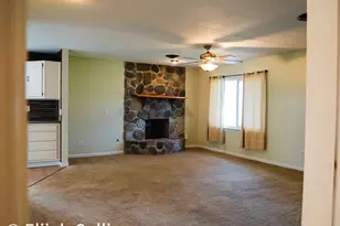 9806 Belding Rd NE, Rockford, MI 49341 - Photo 18