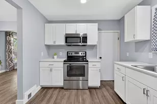 613 Hallett St, Jackson, MI 49202 - Photo 10
