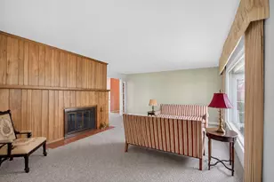 400 Outer Ct, Tecumseh, MI 49286 - Photo 18