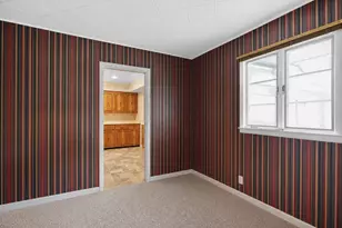 400 Outer Ct, Tecumseh, MI 49286 - Photo 12