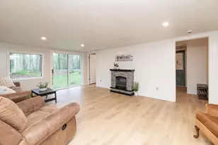 5640 E S Ave, Vicksburg, MI 49097 - Photo 4