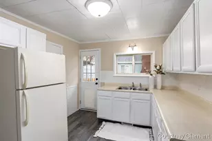 747 Kornoelje Dr NE, Comstock Park, MI 49321 - Photo 18