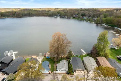747 Kornoelje Drive NE, Comstock Park, MI 49321 - Photo 4