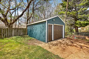 1047 Eastern Ave NE, Grand Rapids, MI 49503 - Photo 40