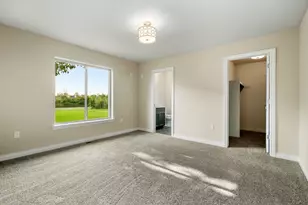 33845 Stevenson St, Clinton Twp, MI 48035 - Photo 10