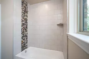 33845 Stevenson St, Clinton Twp, MI 48035 - Photo 16