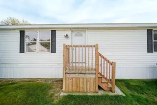 14180 F Dr, Plymouth, MI 48170 - Photo 8