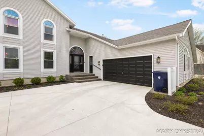 2848 Belleglade Court SE, Grand Rapids, MI 49546 - Photo 10