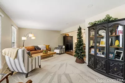 2848 Belleglade Court SE, Grand Rapids, MI 49546 - Photo 6