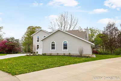 2848 Belleglade Court SE, Grand Rapids, MI 49546 - Photo 8