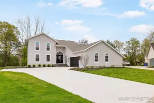 2848 Belleglade Ct SE, Grand Rapids, MI 49546 - Photo 1