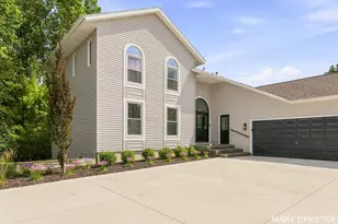 2848 Belleglade Ct SE, Grand Rapids, MI 49546 - Photo 8