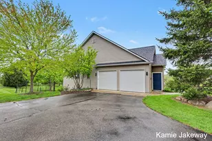 5093 Clear Ridge Dr, Ada, MI 49301 - Photo 4