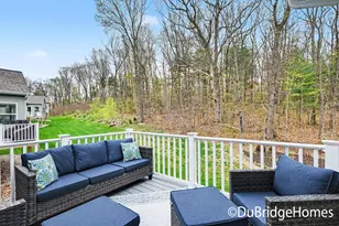 69 Blue Violet LN NE, Comstock Park, MI 49321 - Photo 16