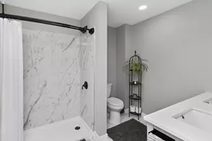 8125 W Long Lake Dr, Kalamazoo, MI 49048 - Photo 6