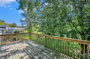 3920 Camelot Dr SE, Grand Rapids, MI 49546 - Photo 22
