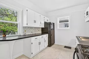 842 Hall St SE, Grand Rapids, MI 49507 - Photo 8