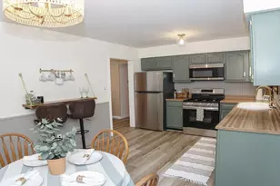 8364 Holly Dr, Canton, MI 48187 - Photo 8