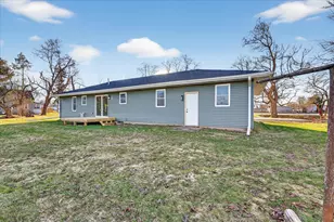 325 E Battle Creek St, Galesburg, MI 49053 - Photo 40
