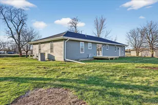325 E Battle Creek St, Galesburg, MI 49053 - Photo 38