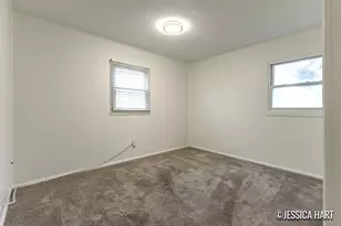 1335 Eastern Pl NE, Grand Rapids, MI 49505 - Photo 16