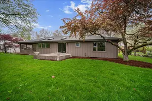 134 Holmdene Blvd NE, Grand Rapids, MI 49503 - Photo 8