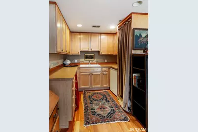 17 W 10th Street #220, Holland, MI 49423 - Photo 18
