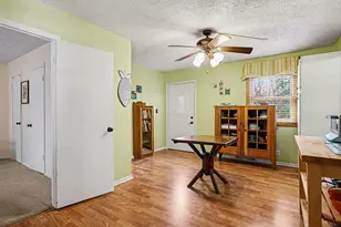 602 Kentucky Ave, South Haven, MI 49090 - Photo 6