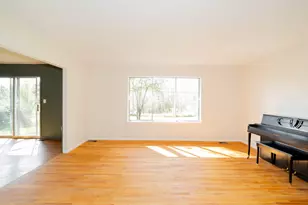 2317 Georgetown Blvd, Ann Arbor, MI 48105 - Photo 2