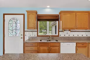 334 Marion St, Jackson, MI 49203 - Photo 16