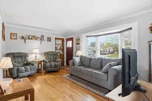 28467 Florence St, Garden City, MI 48135 - Photo 8