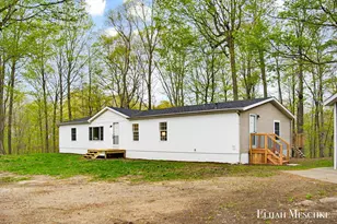 2910 Tobias Rd, Delton, MI 49046 - Photo 32