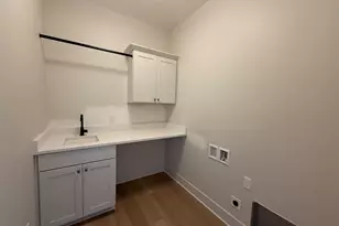 14936 Fillmore St, West Olive, MI 49460 - Photo 8