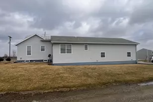 13091 S Bird Lake Rd, Camden, MI 49232 - Photo 4