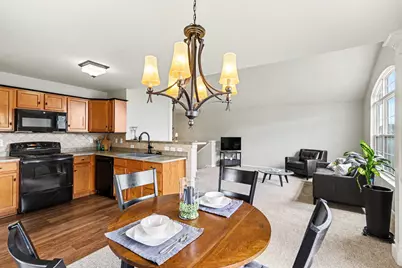 4324 Hampton Ridge Boulevard, Howell, MI 48843 - Photo 10