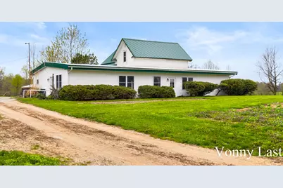 950 W 40th Street, Fremont, MI 49412 - Photo 38