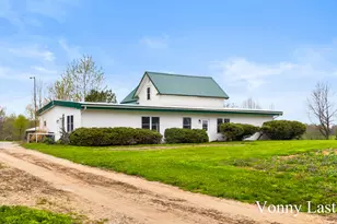 950 W 40th St, Fremont, MI 49412 - Photo 38
