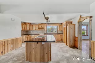 950 W 40th St, Fremont, MI 49412 - Photo 8