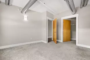 600 Broadway Ave NW, Grand Rapids, MI 49504 - Photo 18