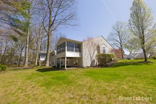 308 Winter Oaks Dr W, Holland, MI 49424 - Photo 4