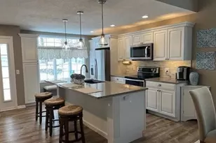 308 Winter Oaks Dr W, Holland, MI 49424 - Photo 10