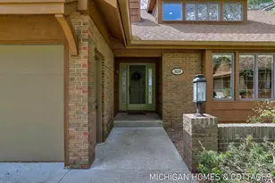 309 Glen Garry Ct, Holland, MI 49423 - Photo 2