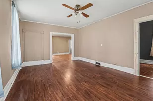 693 Mee St, Manistee, MI 49660 - Photo 6