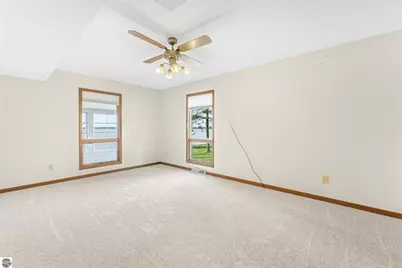 2301 E Lake Mitchell Drive, Cadillac, MI 49601 - Photo 38